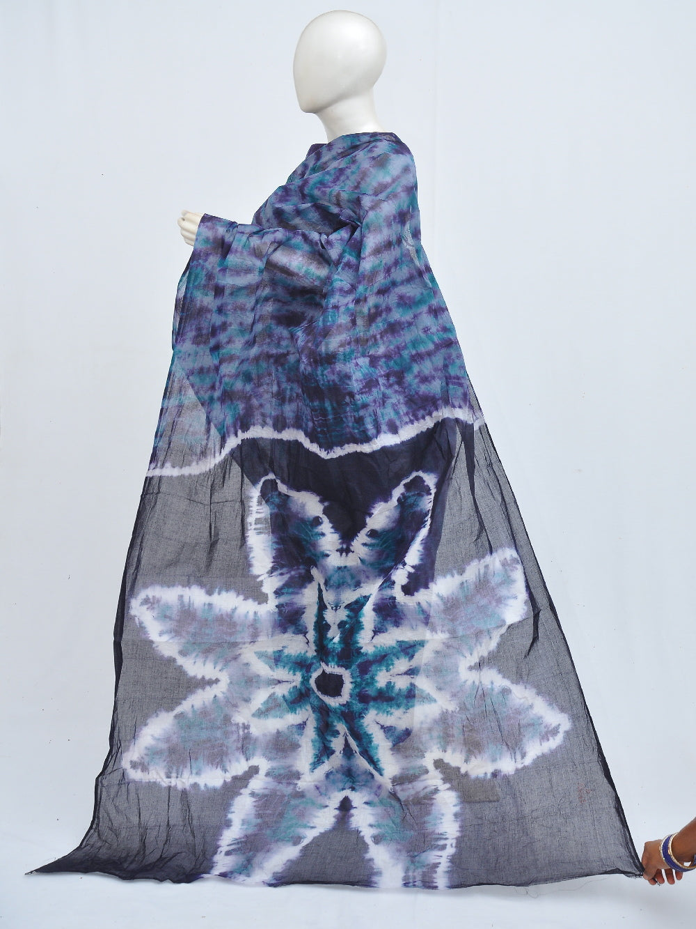 Batik Pure Cotton Saree [D40516039]