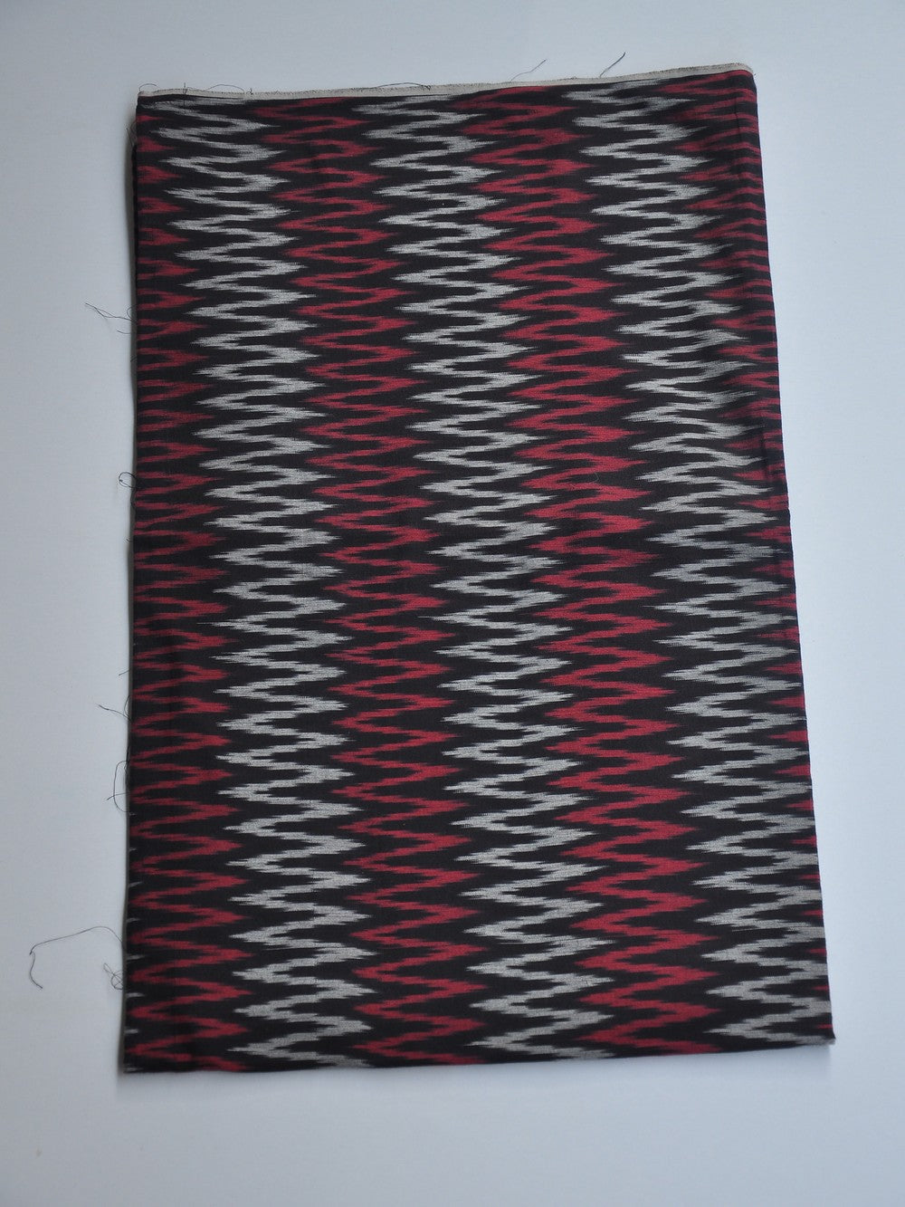 Mercerised Ikkat Running Fabric [D10725012]