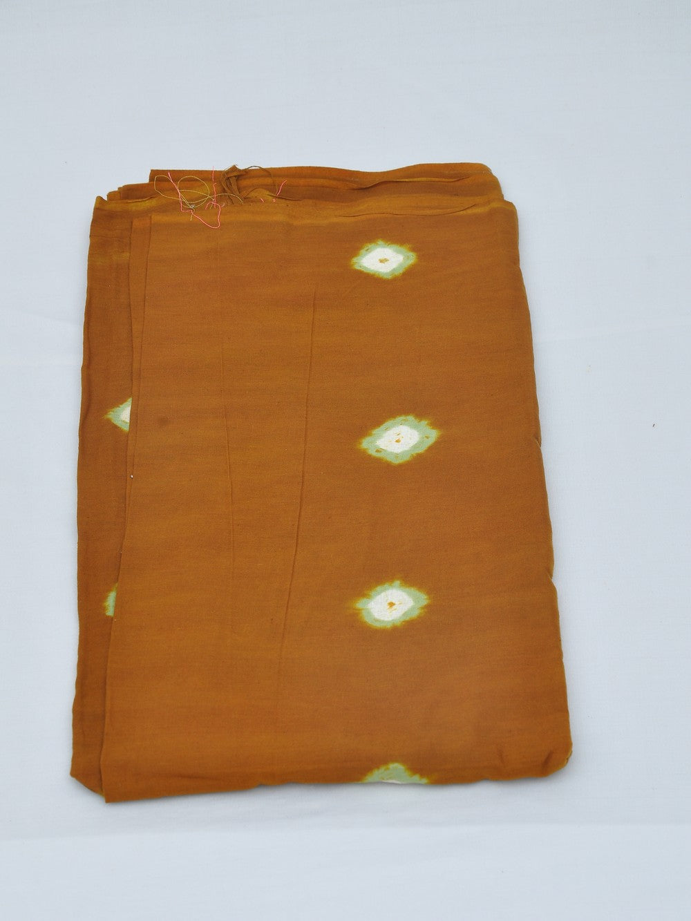 Bathik Cotton Running Fabric [D21107020]